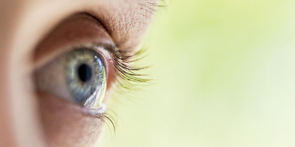 sintomi oculari